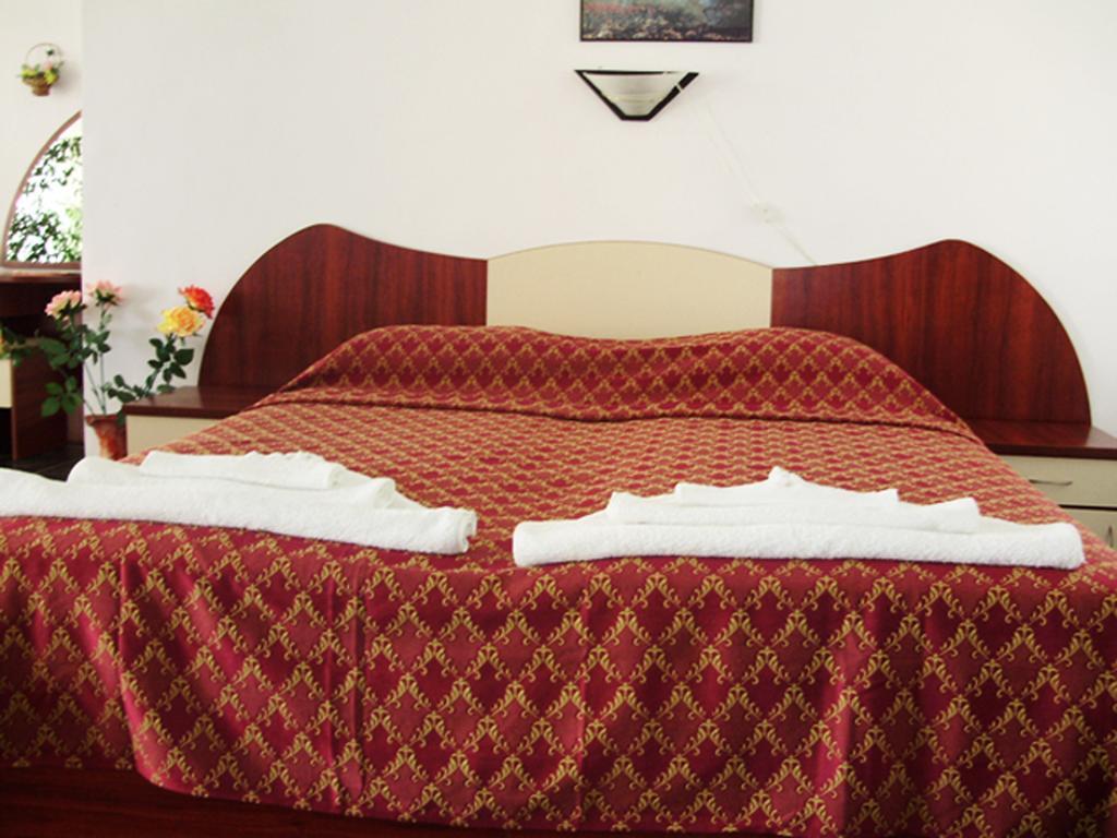 Hotel Rai Obrochishte Habitación foto